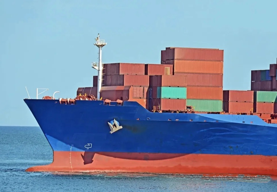 Import and export by sea